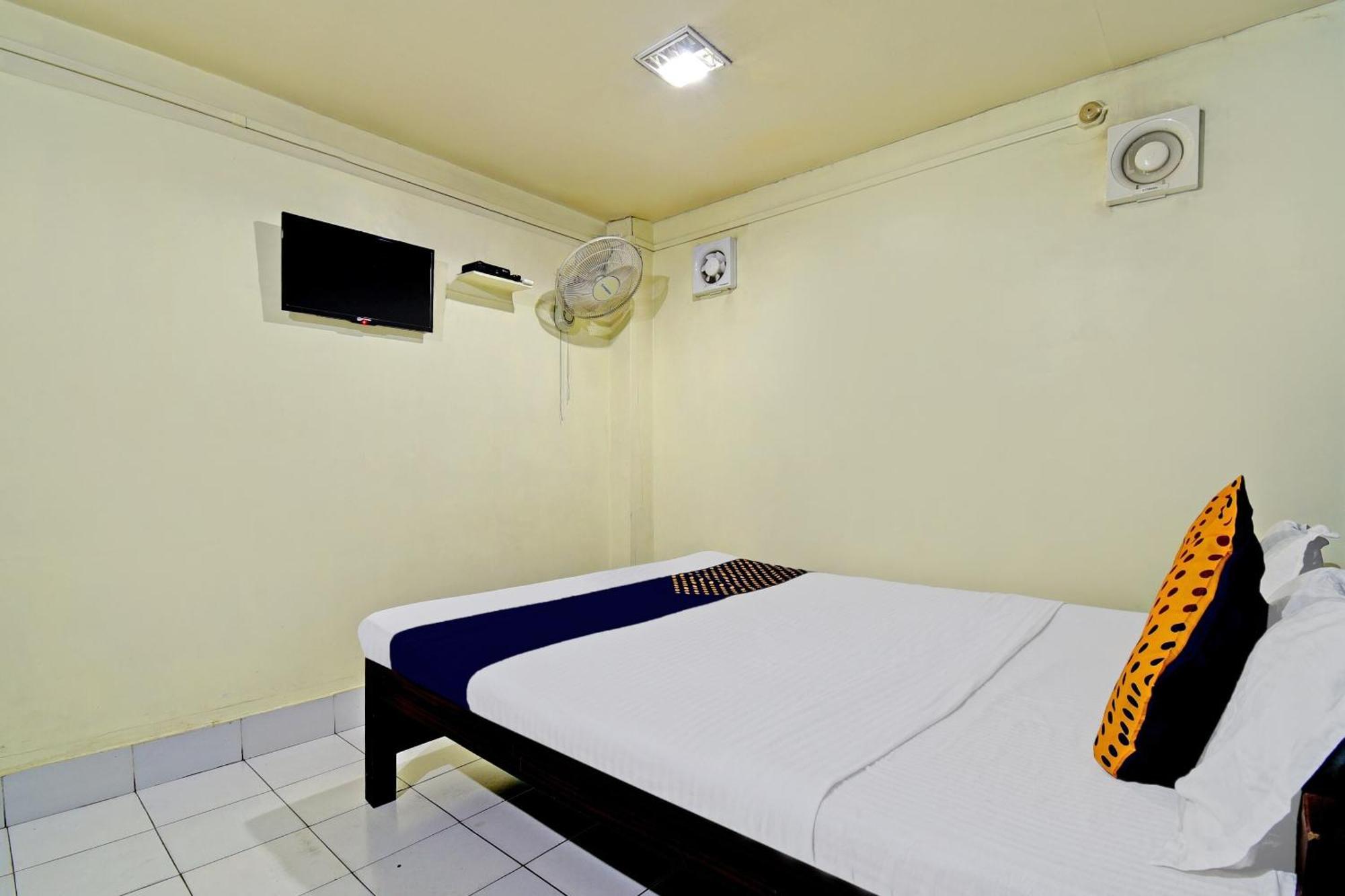 Oyo Flagship Thank You Lodge Nac Dispur ภายนอก รูปภาพ