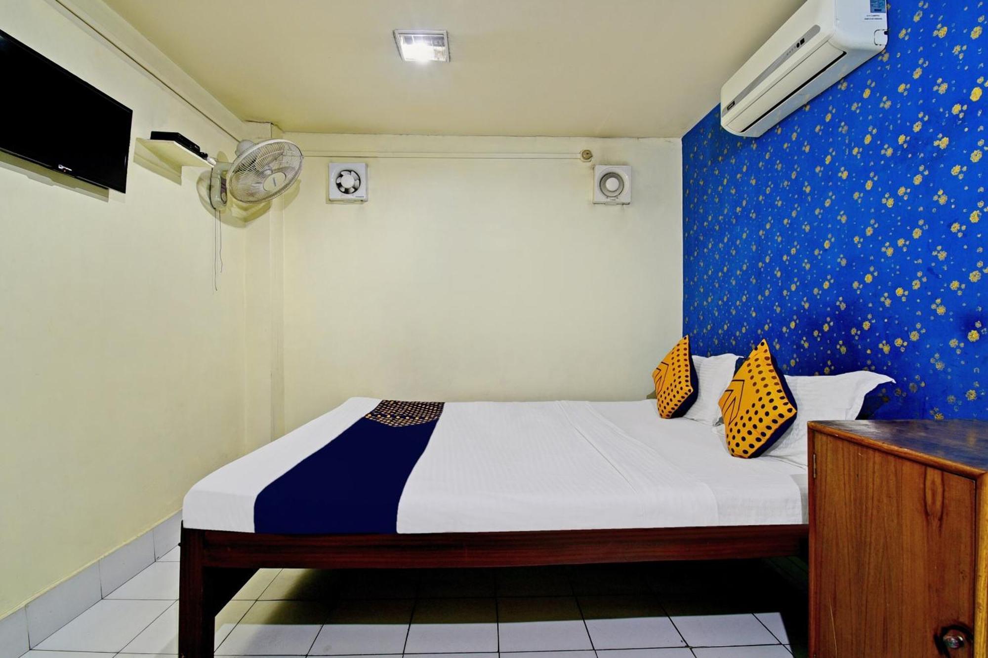 Oyo Flagship Thank You Lodge Nac Dispur ภายนอก รูปภาพ