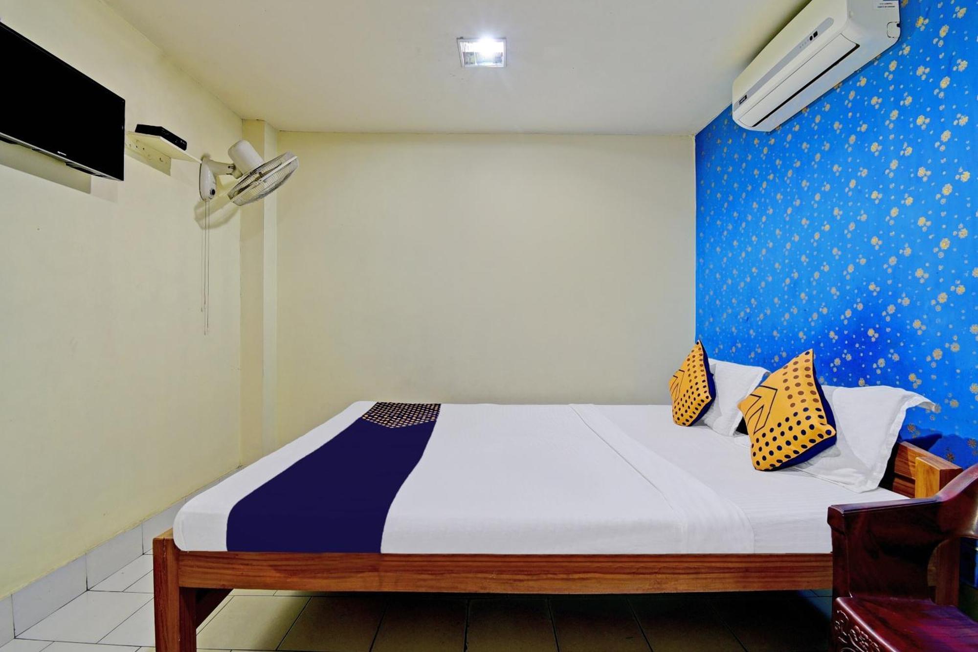 Oyo Flagship Thank You Lodge Nac Dispur ภายนอก รูปภาพ